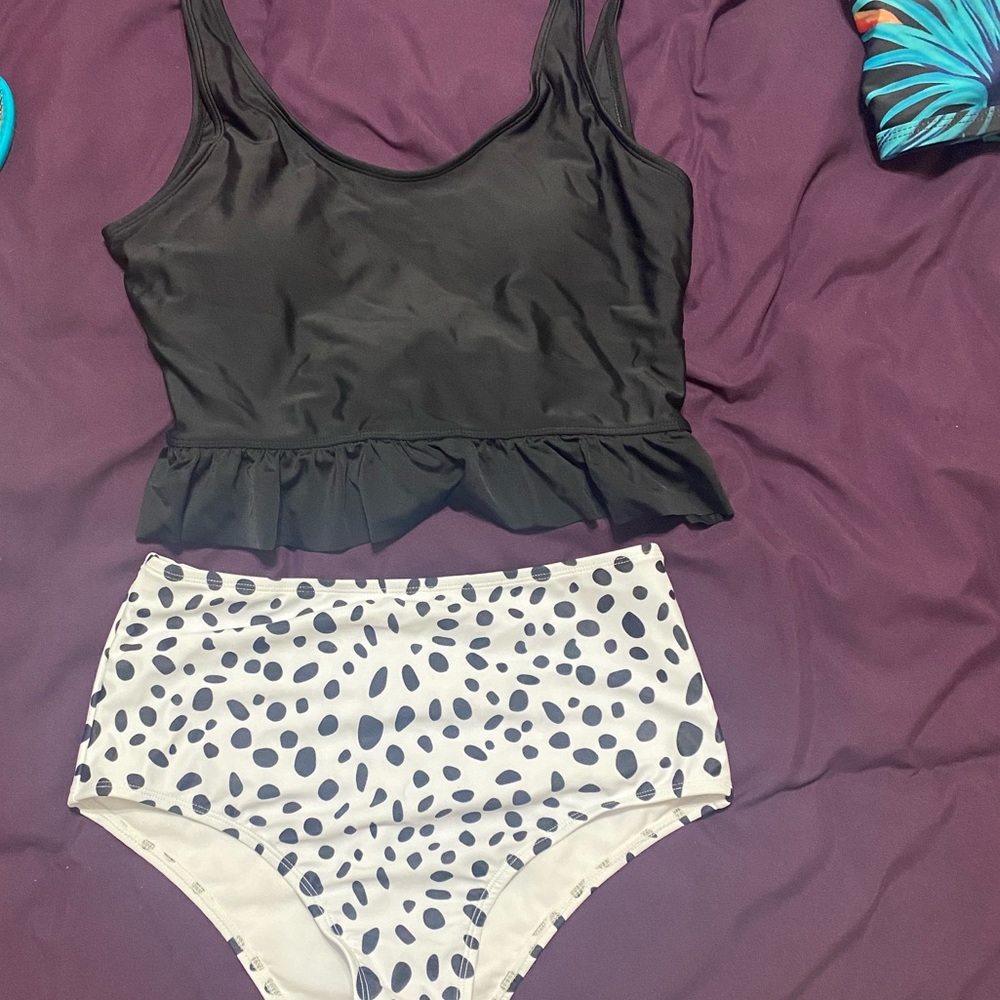 Bikini top and bottom